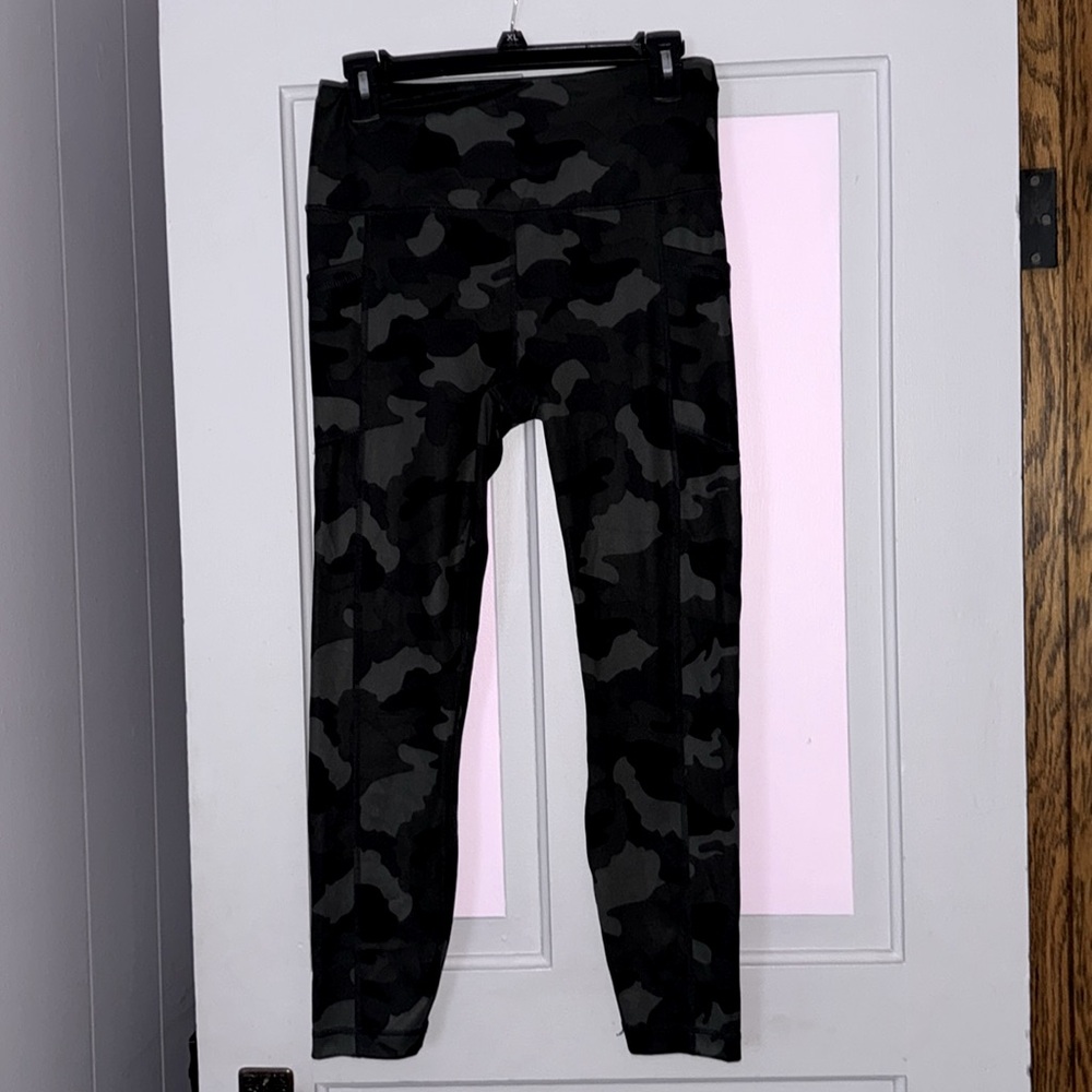 90 degree camo leggings